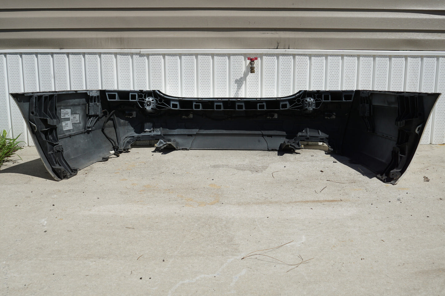 2010 - 2013 MERCEDES-BENZ S550 REAR BUMPER COVER OEM