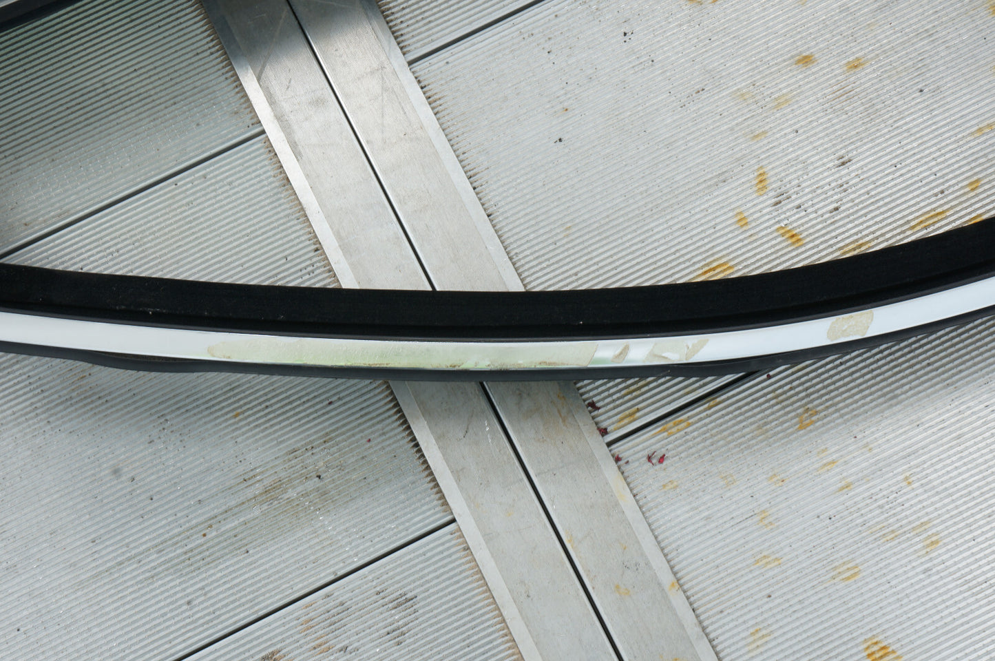 07 - 13 MERCEDES-BENZ S550 W221 FRONT RIGHT PASSENGER SIDE DOOR SHELL OEM
