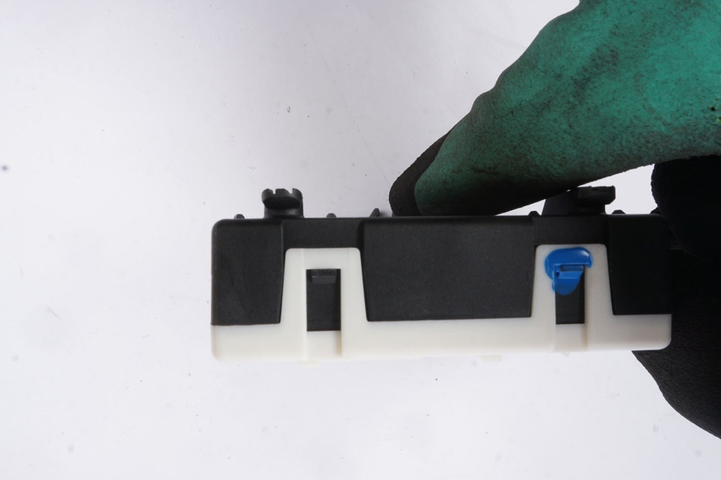 2014 - 2017 Mercedes W222 S550 Front Left Door Control Module 2229001807 OEM