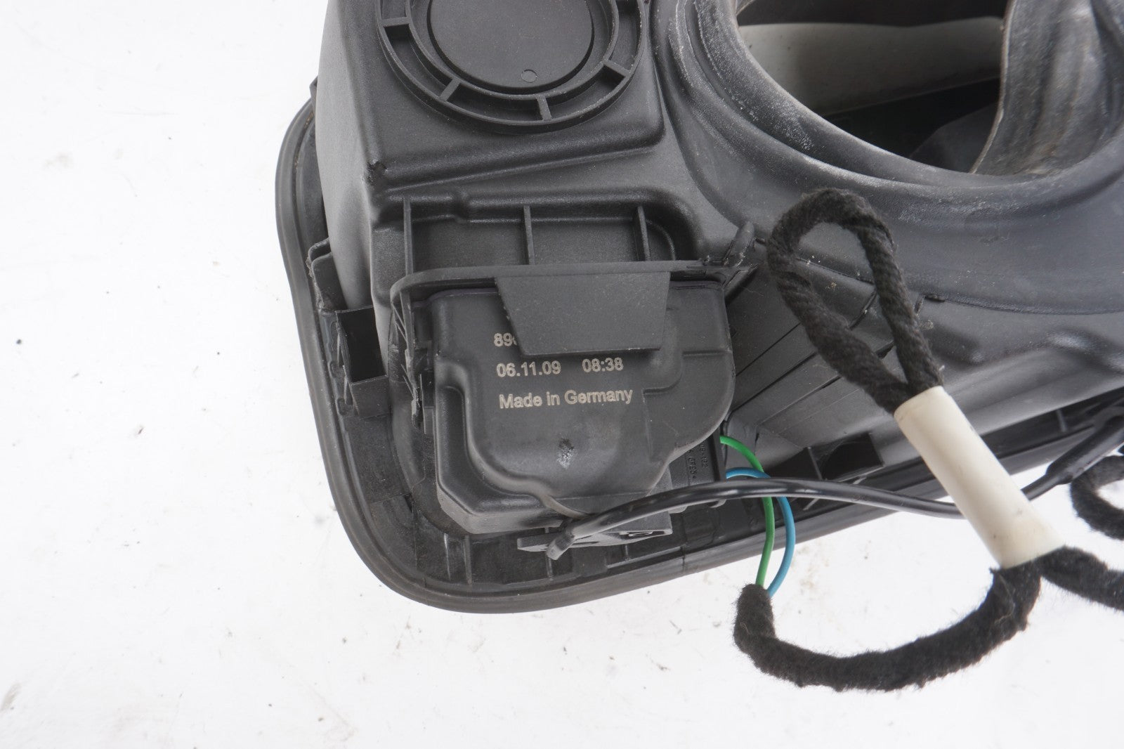 08-14 Mercedes-Benz C300 Gas Fuel Tank Filler Lid Door OEM