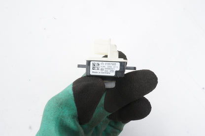 2014 - 2015 FIAT 500L Hatchback Tailgate Rear View Back Up Camera 0735579805