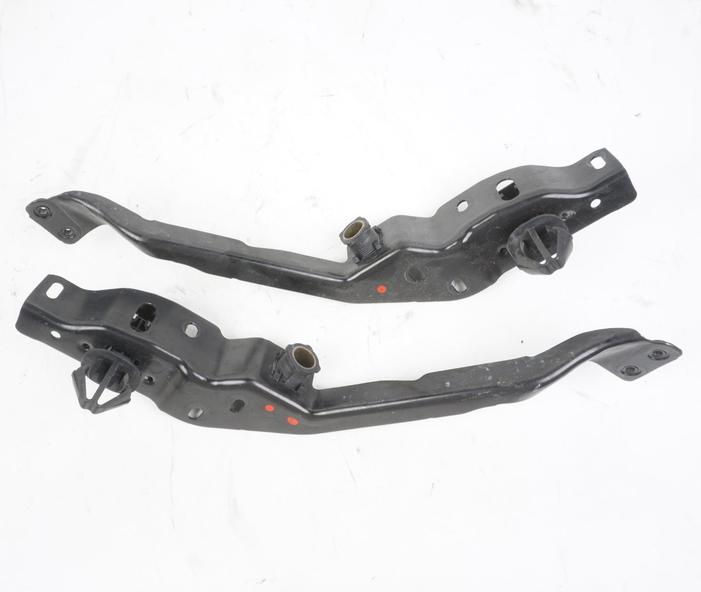 08-14 Mercedes W204 C250 Front Left Right Side Head Light Bracket Mount OEM