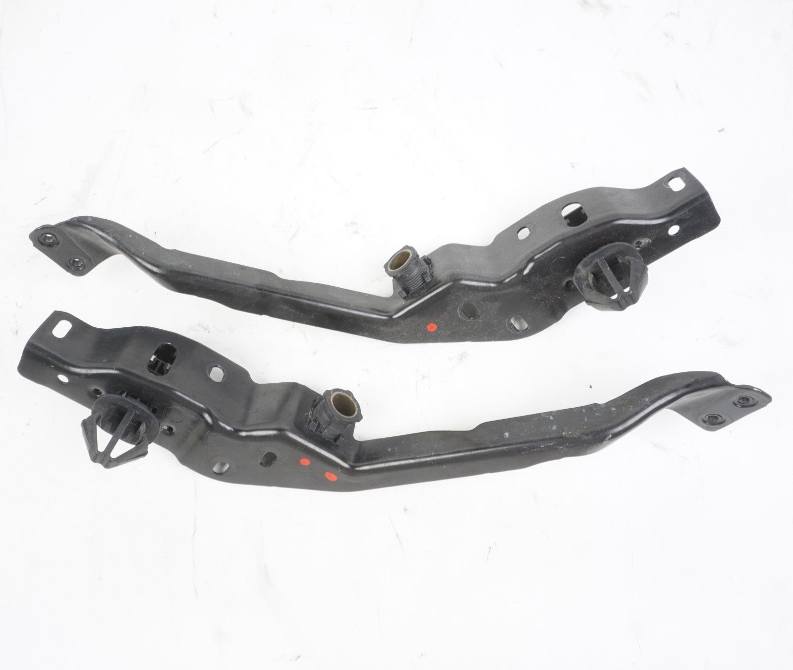 08-14 Mercedes W204 C250 Front Left Right Side Head Light Bracket Mount OEM
