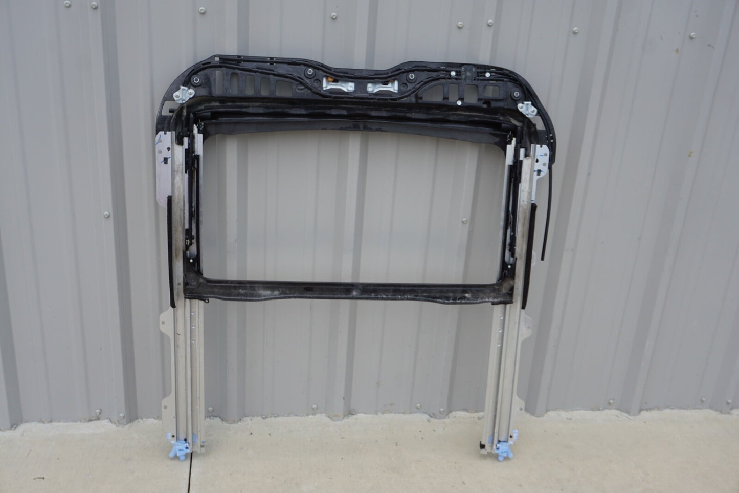 2018 - 2024 HONDA ODYSSEY SUNROOF TRACK FRAME