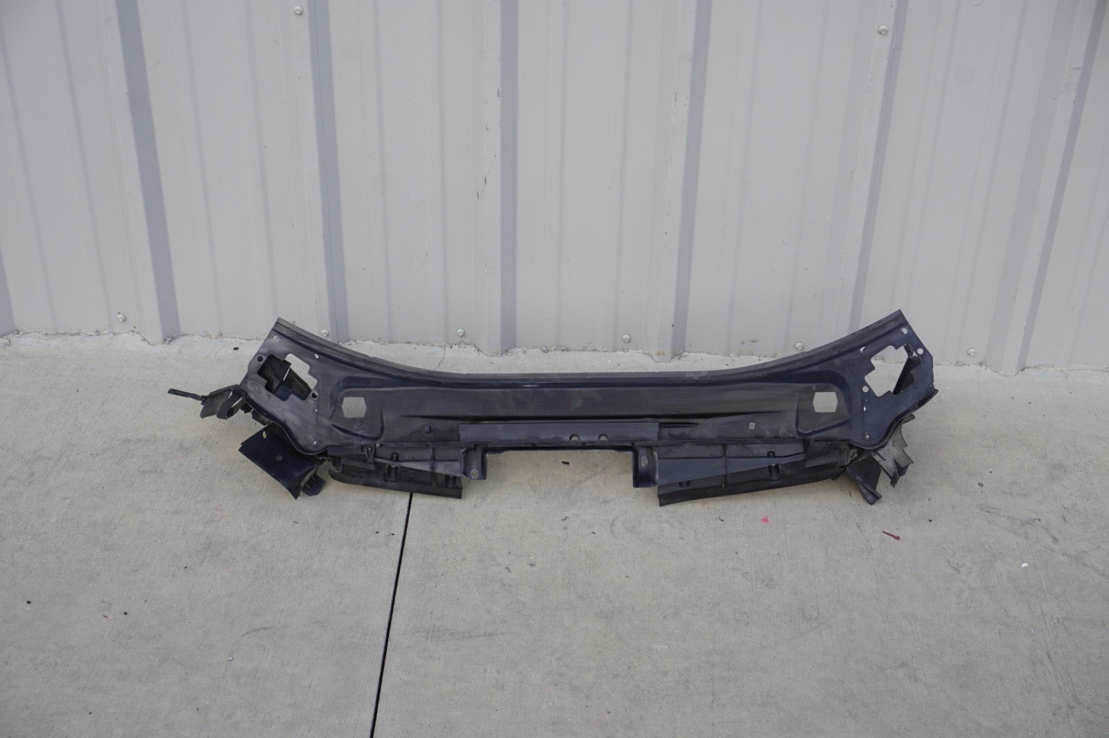 10-13 Mercedes W221 S63 AMG S400 S350 S550 Upper Radiator Core Support OEM