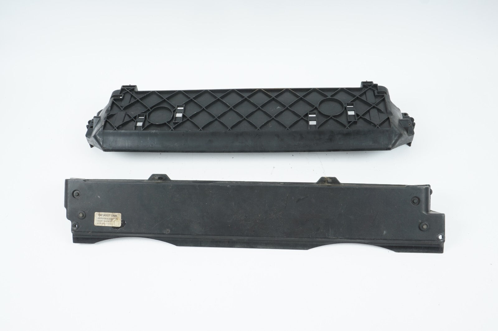 2008 - 2013 BMW X6 UPPER RADIATOR CARRIER COVER PANEL TRIM HOLDER SET OF 2 OEM