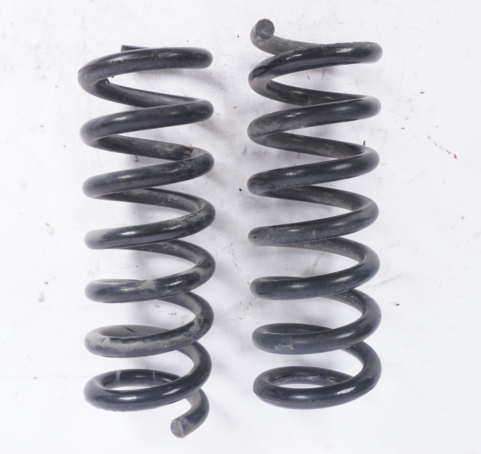 08-14 Mercedes W204 C250 C300 C350 Rear Coil Spring Left & Right OEM