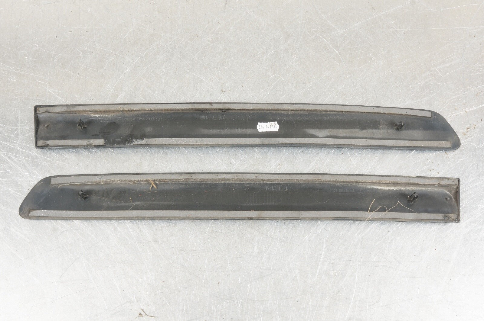 06-13 VOLVO C70 LEFT RIGHT REAR QUARTER PANEL TRIM MOLDING BLACK OEM