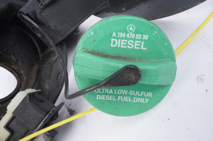 06-11 MERCEDES W164 ML320 Fuel Tank Filler Door Lid Cap DIESEL 1646300767 OEM