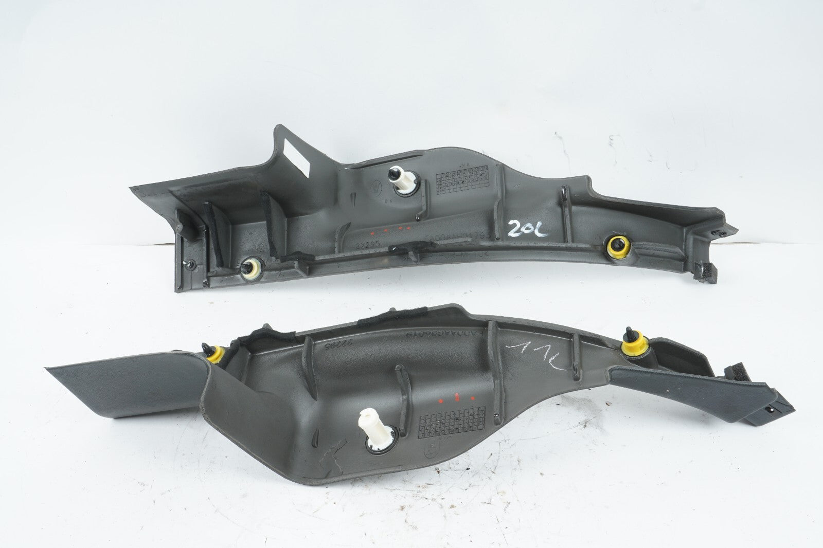 14 - 20 MASERATI QUATTROPORTE FRONT LEFT & RIGHT INTERIOR STEP TRIM COVER OEM