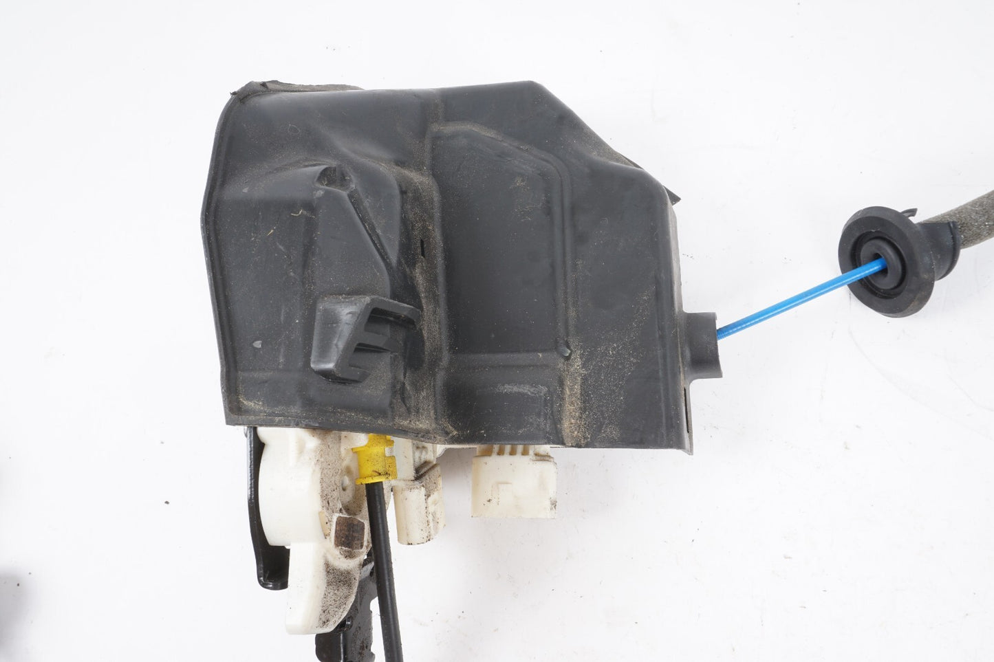 11-17 AUDI A8L REAR RIGHT PASSENGER SIDE DOOR LOCK ACTUATOR & ASSIST MOTOR OEM