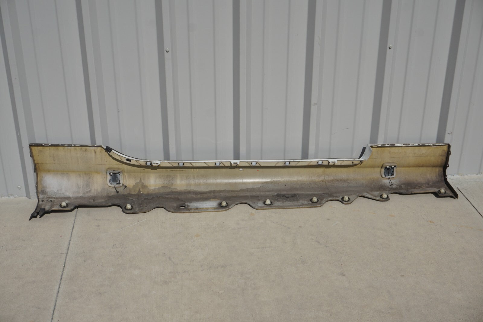 2003-2008 Mercedes R230 SL500 SL550 Left Driver Side Rocker Panel Molding OEM