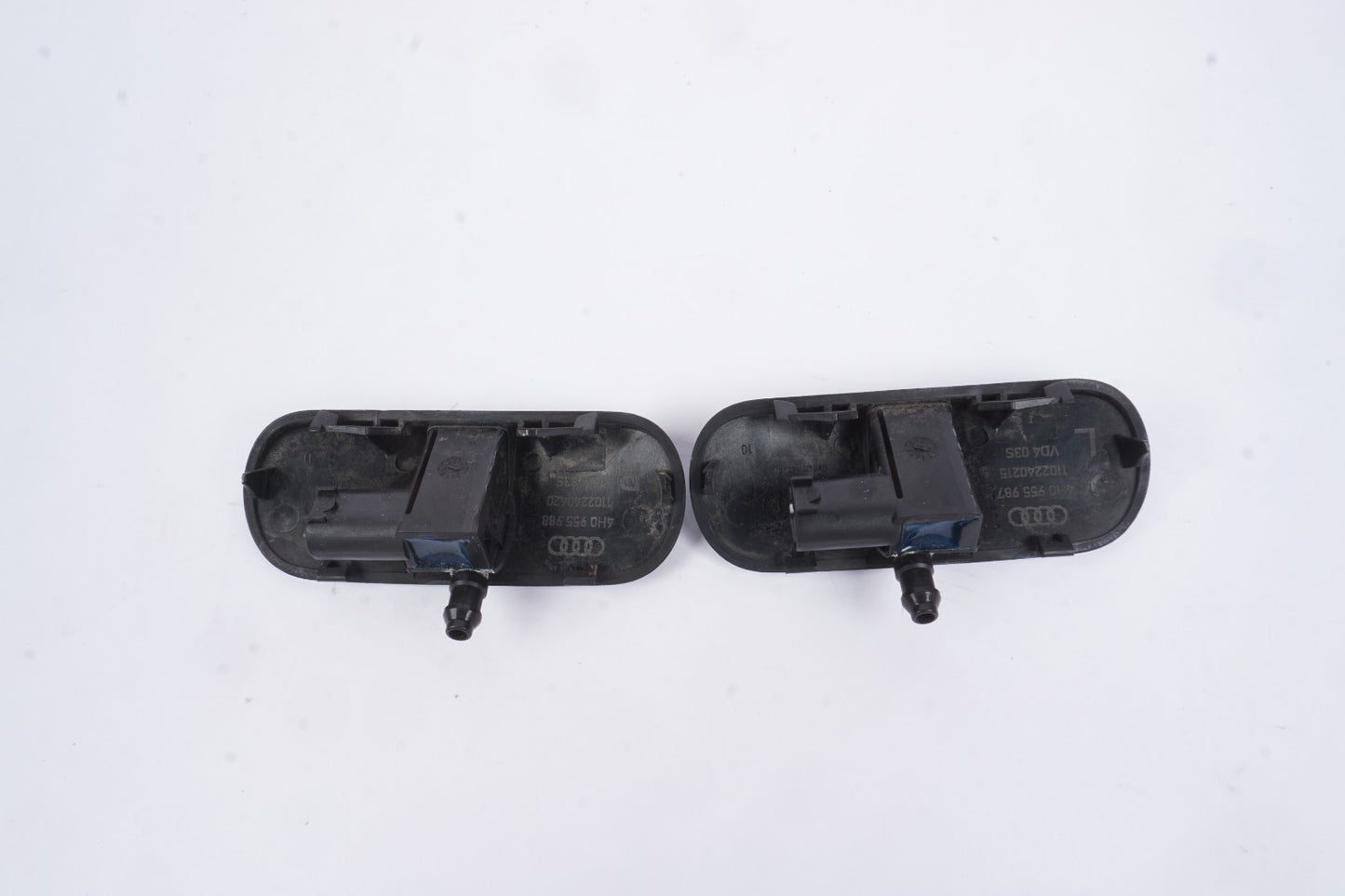 2011 - 2018 AUDI A8 QUTTRO WINDOW WASHER NOZZLE WITH HEATING SET OF 2 OEM