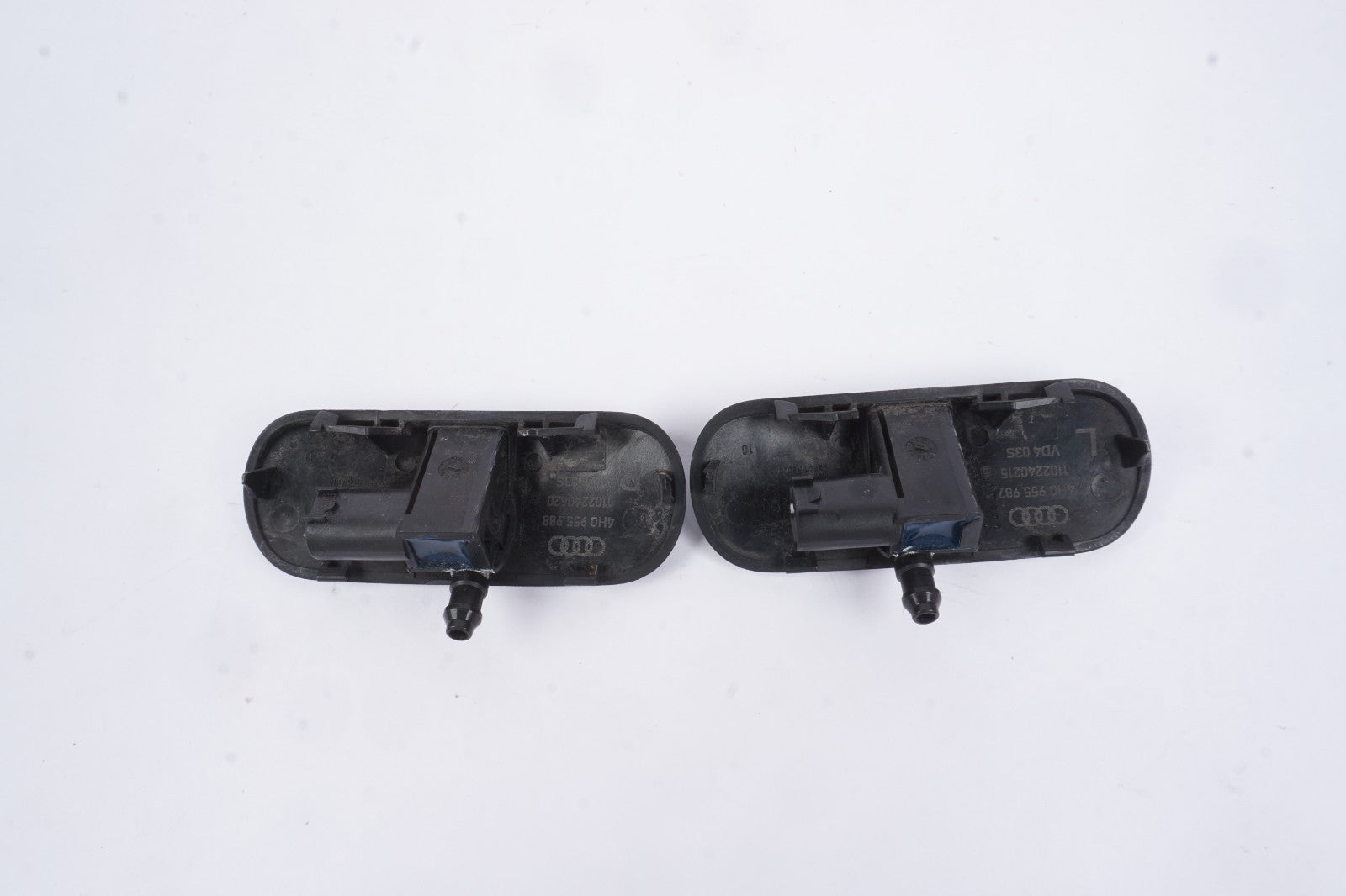 2011 - 2018 AUDI A8 QUTTRO WINDOW WASHER NOZZLE WITH HEATING SET OF 2 OEM