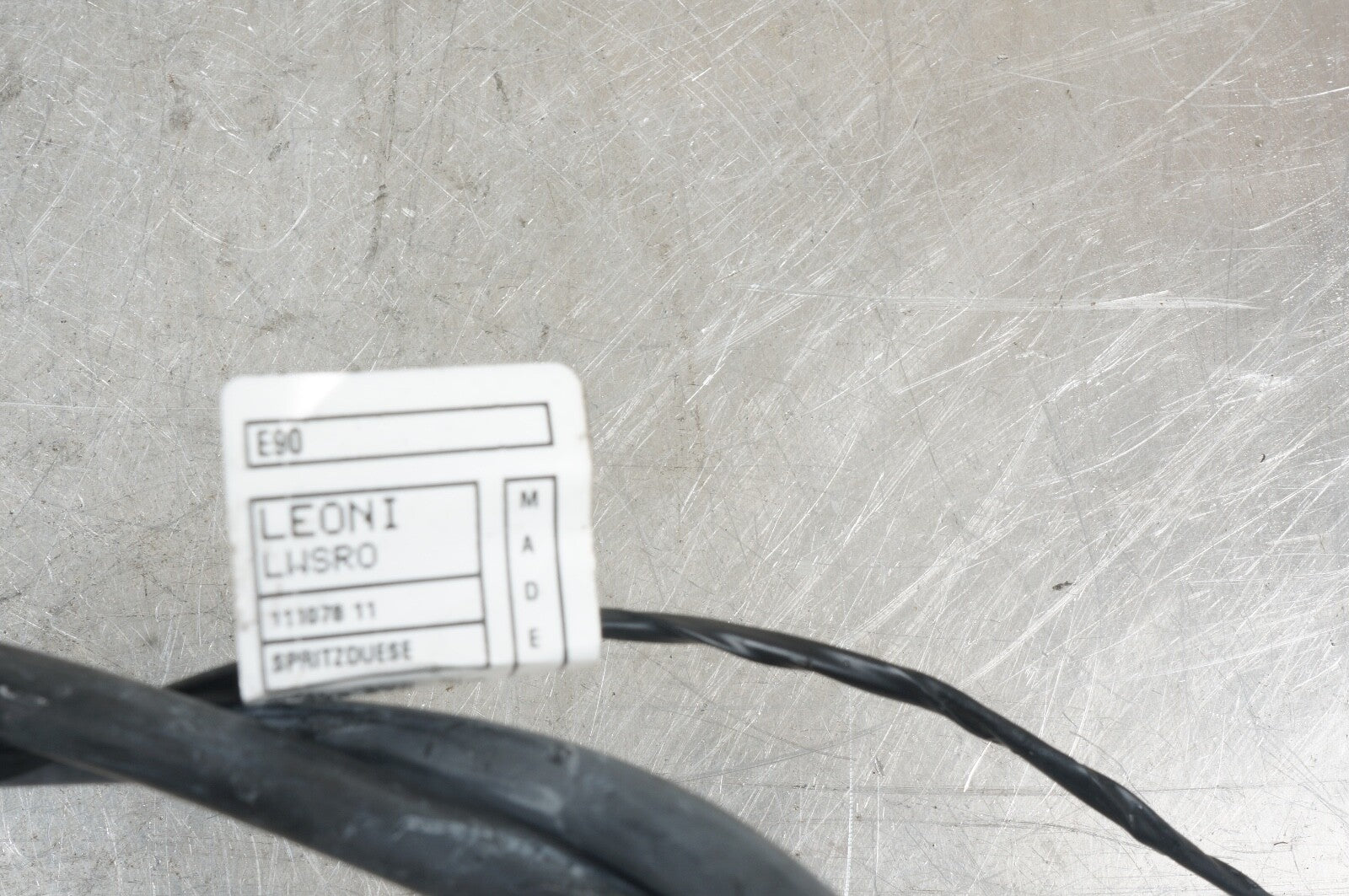 2007-2013 BMW 328i coupe Windshield washer nozzle wiring harness OEM wire nozzle