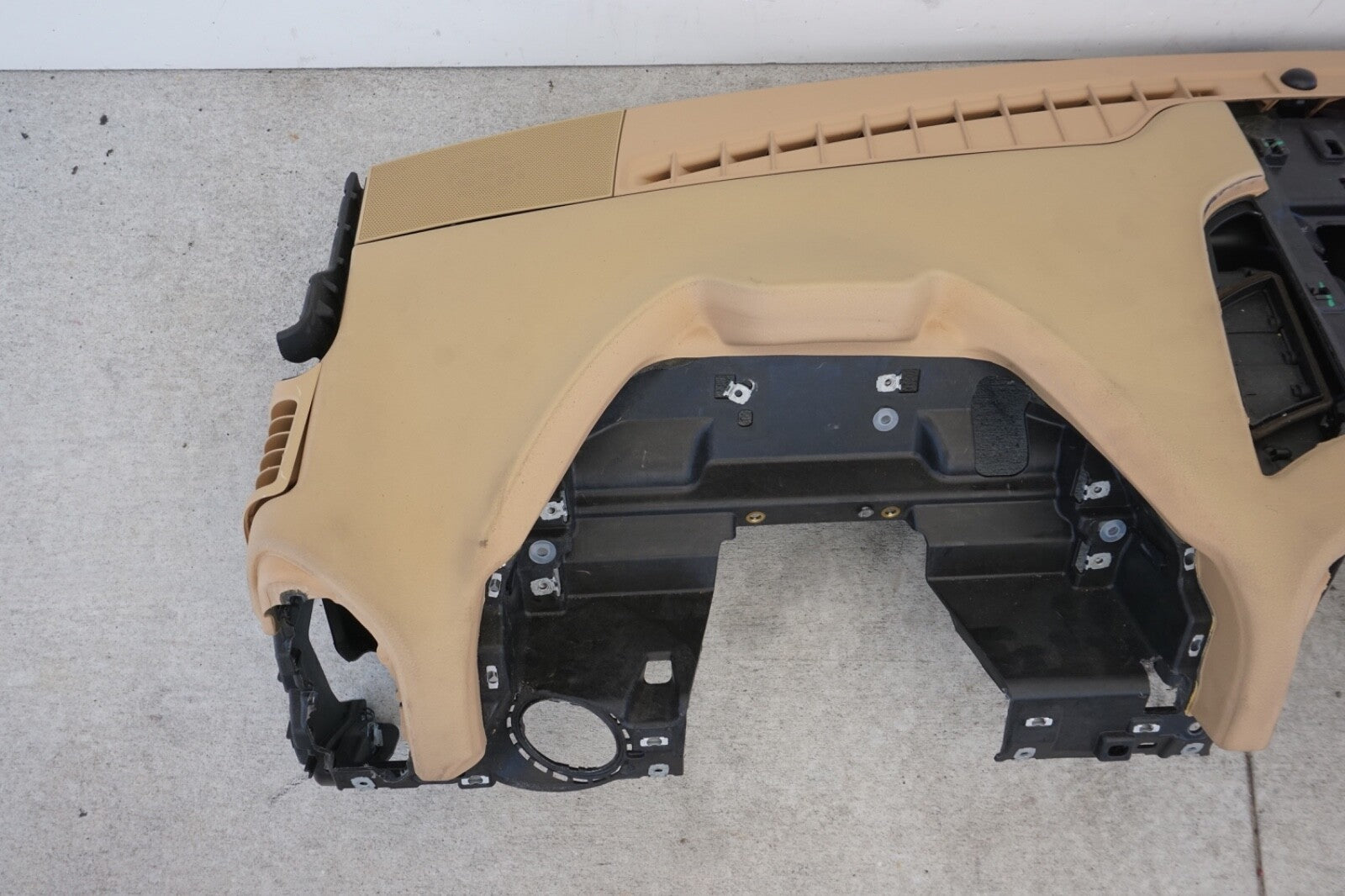 2011 -  2018 PORSCHE CAYENNE TAN DASH PANEL COVER DASHBOARD OEM