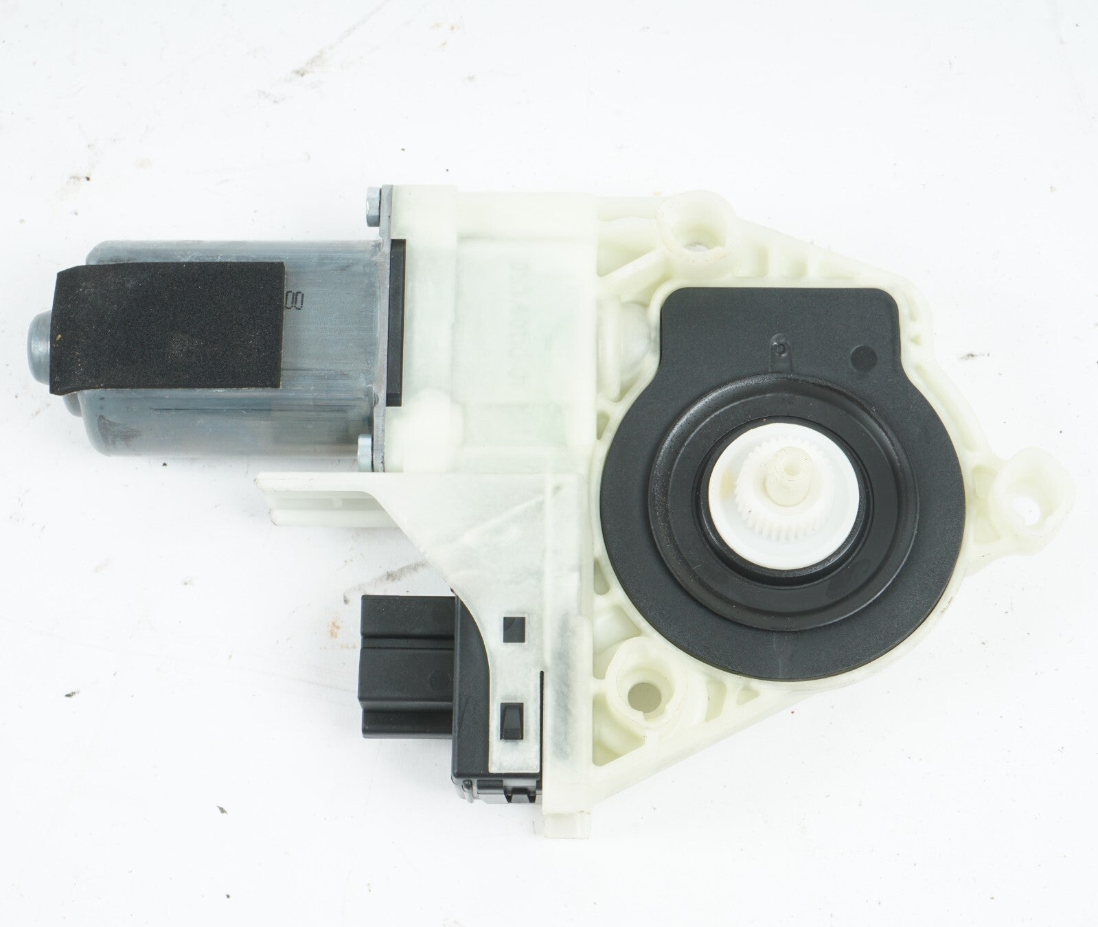10 - 16 PORSCHE PANAMERA REAR RIGHT PASSENGER SIDE DOOR WINDOW MOTOR OEM
