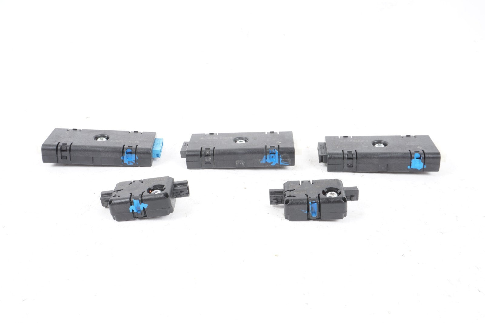 2010-17 BMW 550I GT Antenna Noise Filter OEM 65209151773 SET