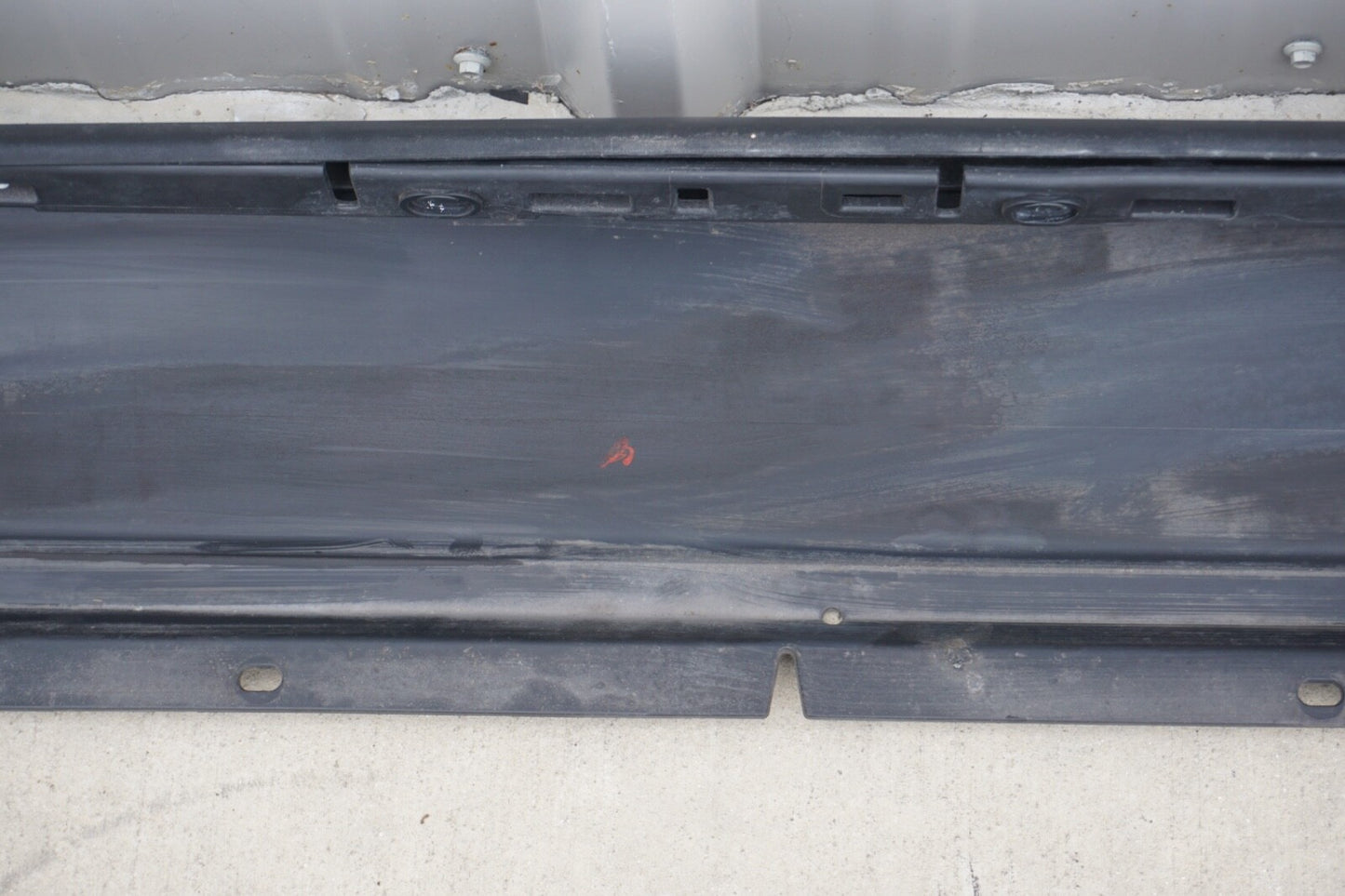 2011 - 2014 Porsche Cayenne Left Driver Side Skirt Rocker Panel 7P5853553 OEM