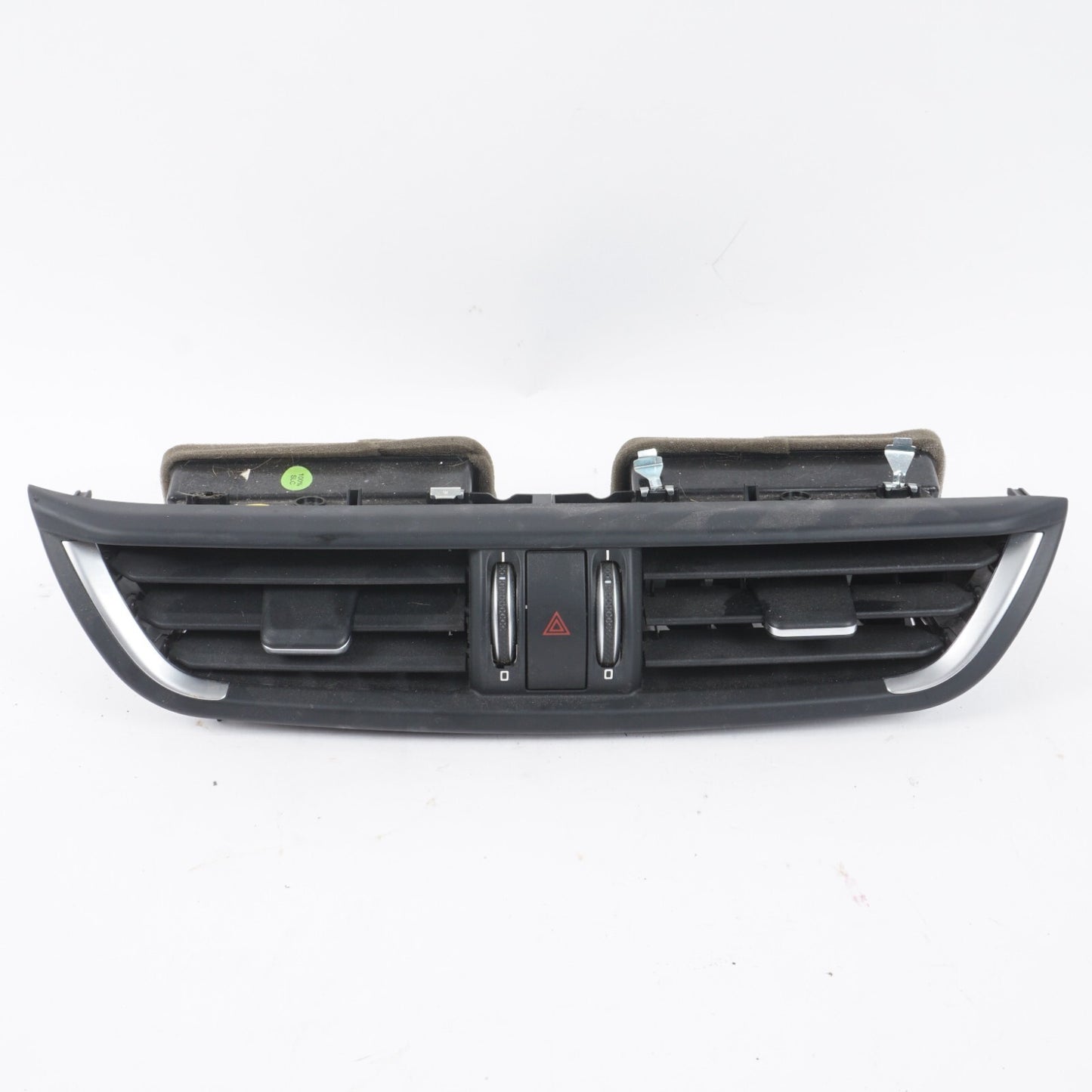 17 - 21 Alfa Romeo Giulia DASH CENTER AC HEATER AIR VENT  OEM