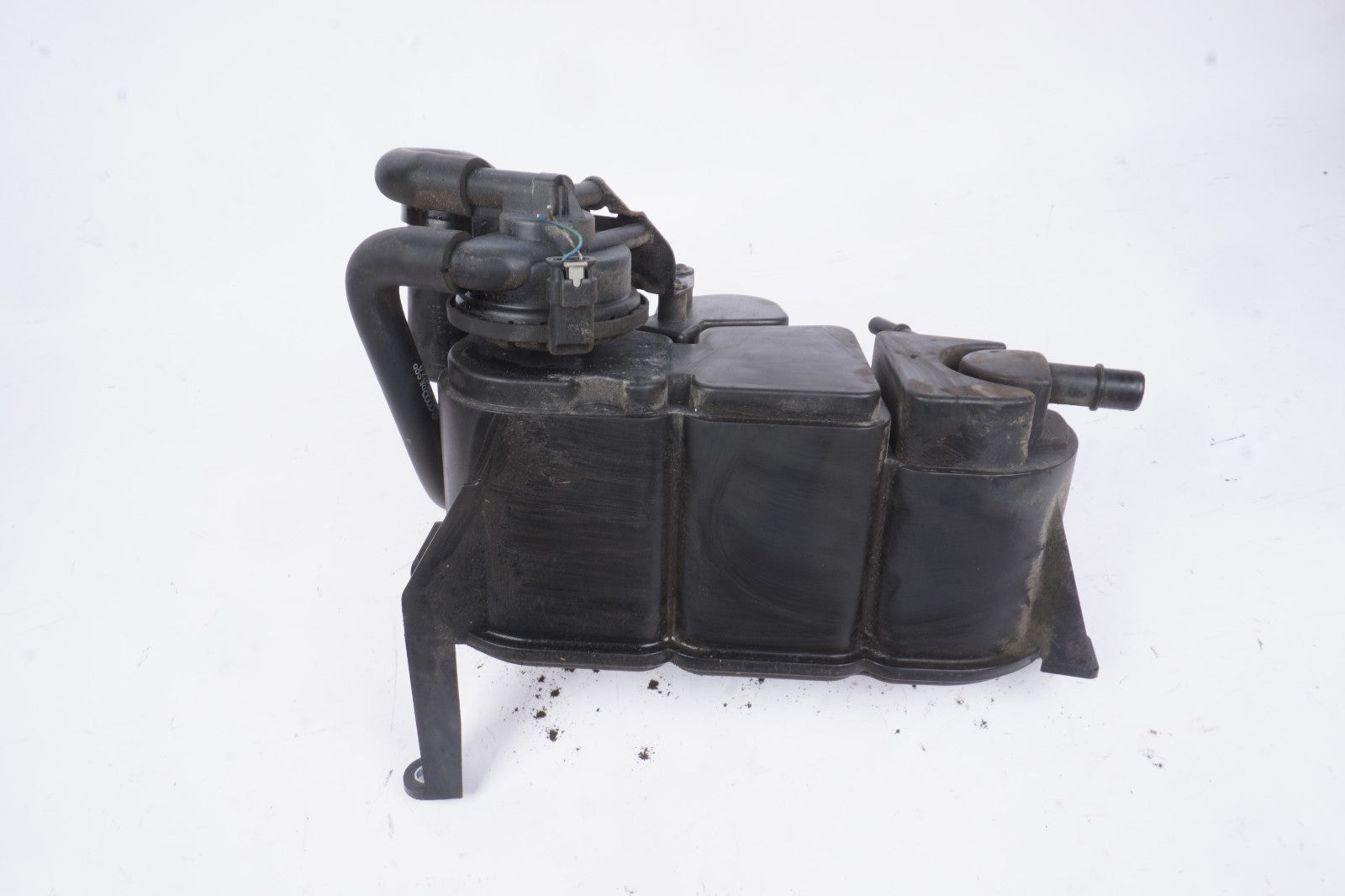 2011 - 2019 Audi A8 S8 Q7 Charcoal Filter With Leak Detection Pump OEM