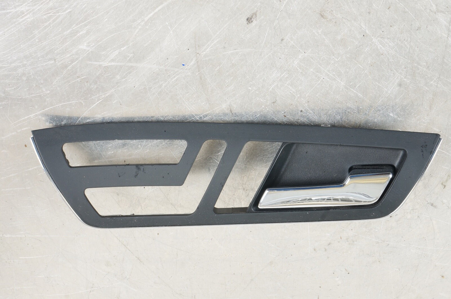 07-13 Mercedes S550 W221 OEM Front Right Interior Door Handle A3364010001 1089