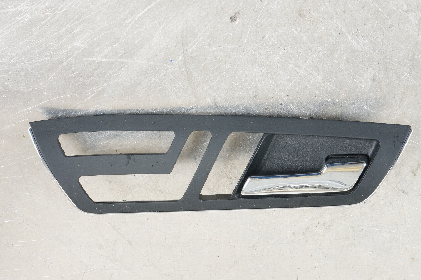 07-13 Mercedes S550 W221 OEM Front Right Interior Door Handle A3364010001 1089