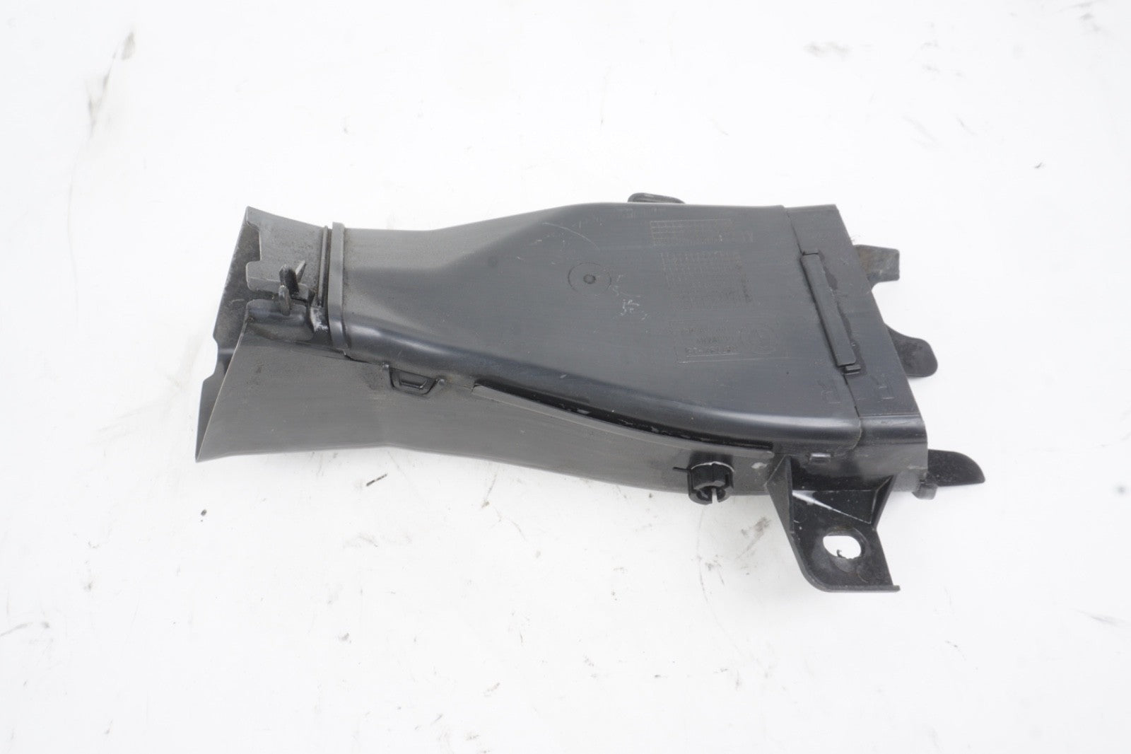 12-15 BMW F12 650i 640i Front Brake Duct Pipe Hose Left Driver Side 7211515 OEM