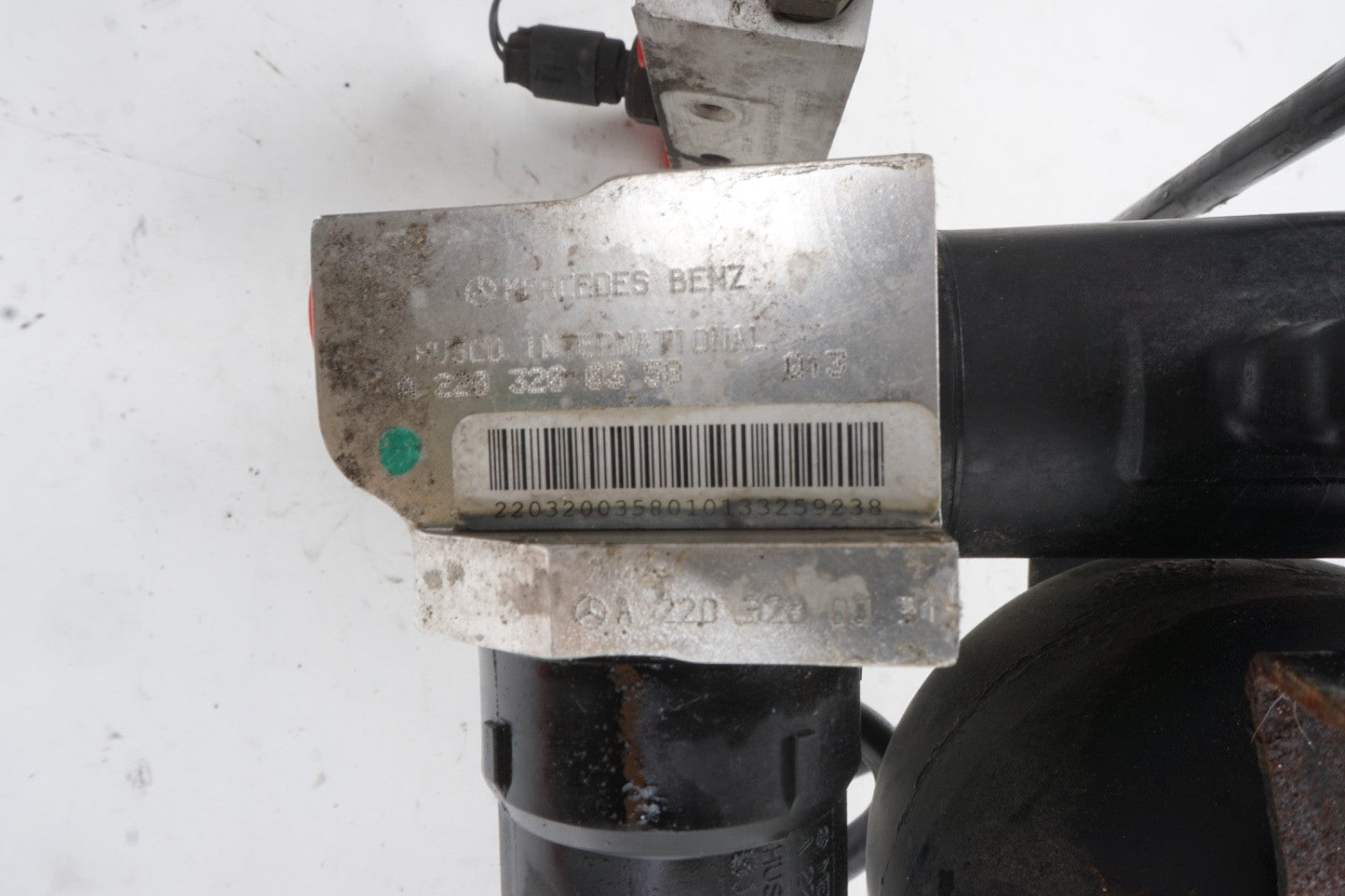 03-06 MERCEDES R230 SL500 FRONT ABC HYDRAULIC SUSPENSION VALVE BLOCK PUMP OEM
