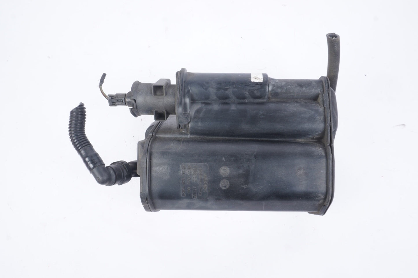 2010 - 2016 Mercedes Benz E Class C207 E350 Fuel Vapor Evaporator Cainster Pzev