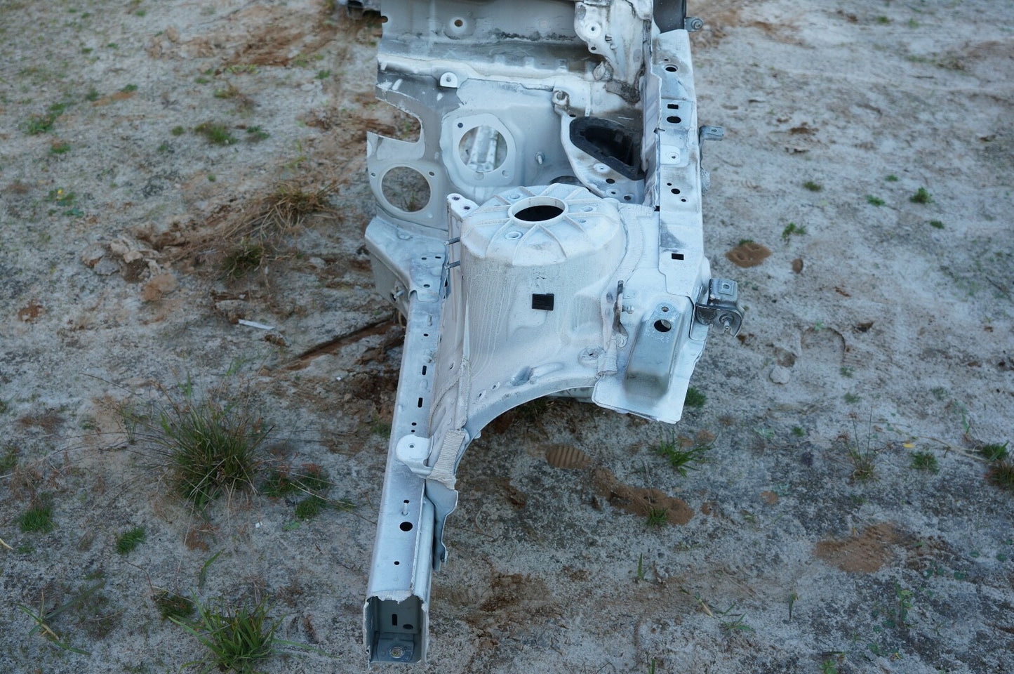 20 - 23 CADILLAC CT4 FRONT LEFT Body Apron Rail Frame Panel Cut