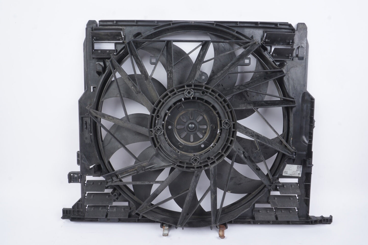 2009 - 2015 BMW 750 F01 650I F12 RADIATOR COOLING FAN OEM
