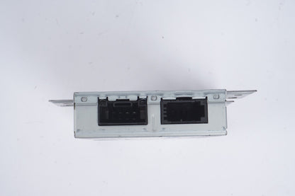 06-11 Mercedes ML350 ML500 Communication Interface Module 2049005704 OEM
