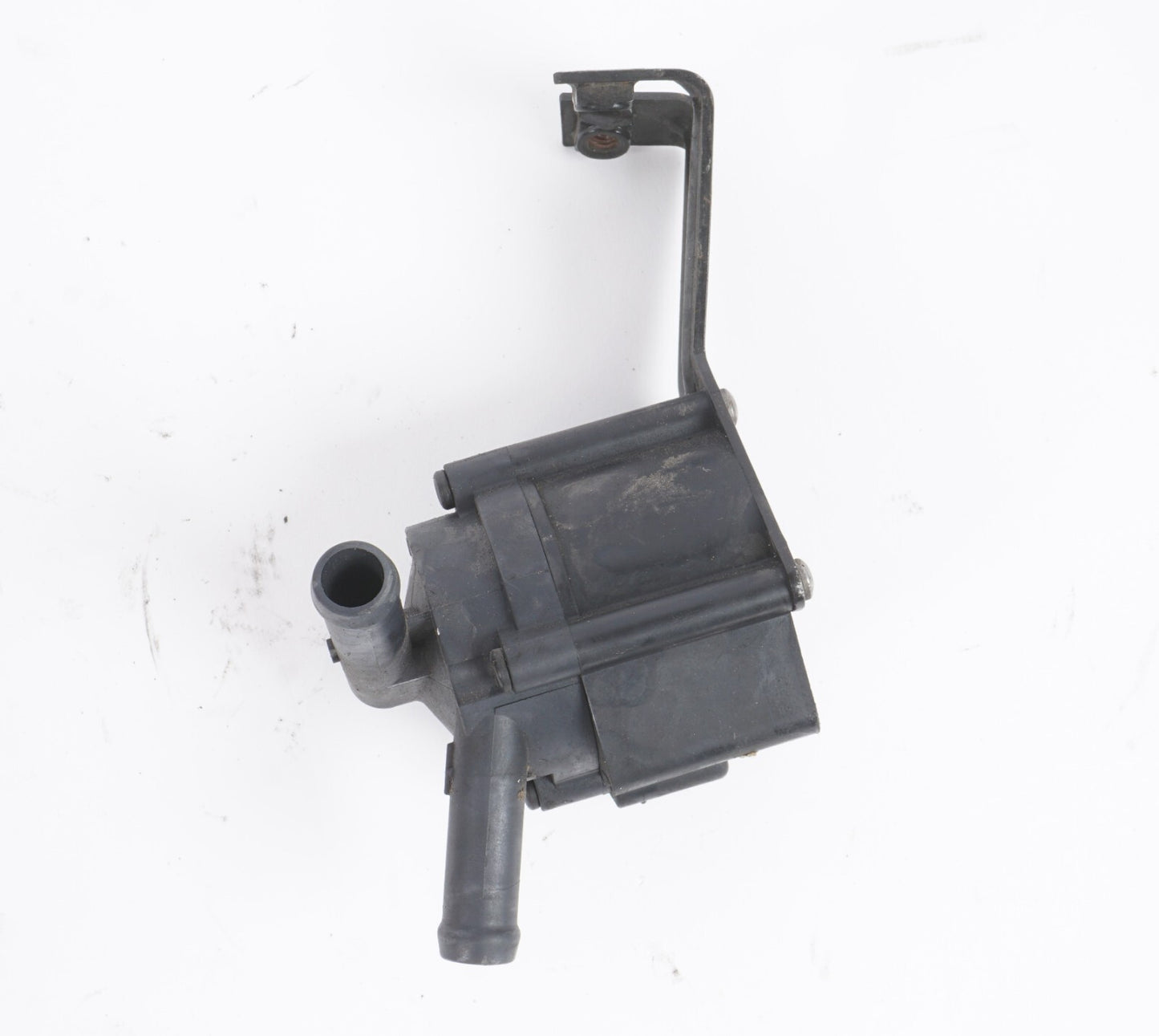 2010-2016 BMW 550I GT F07 AUXILIARY WATER PUMP 7629916 OEM