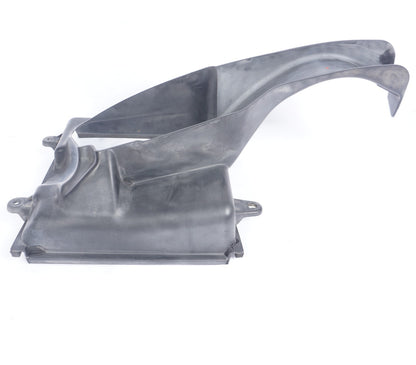 2014-2019 Maserati Ghibli Front Left Side Intercooler Duct Shroud 670004140  OEM