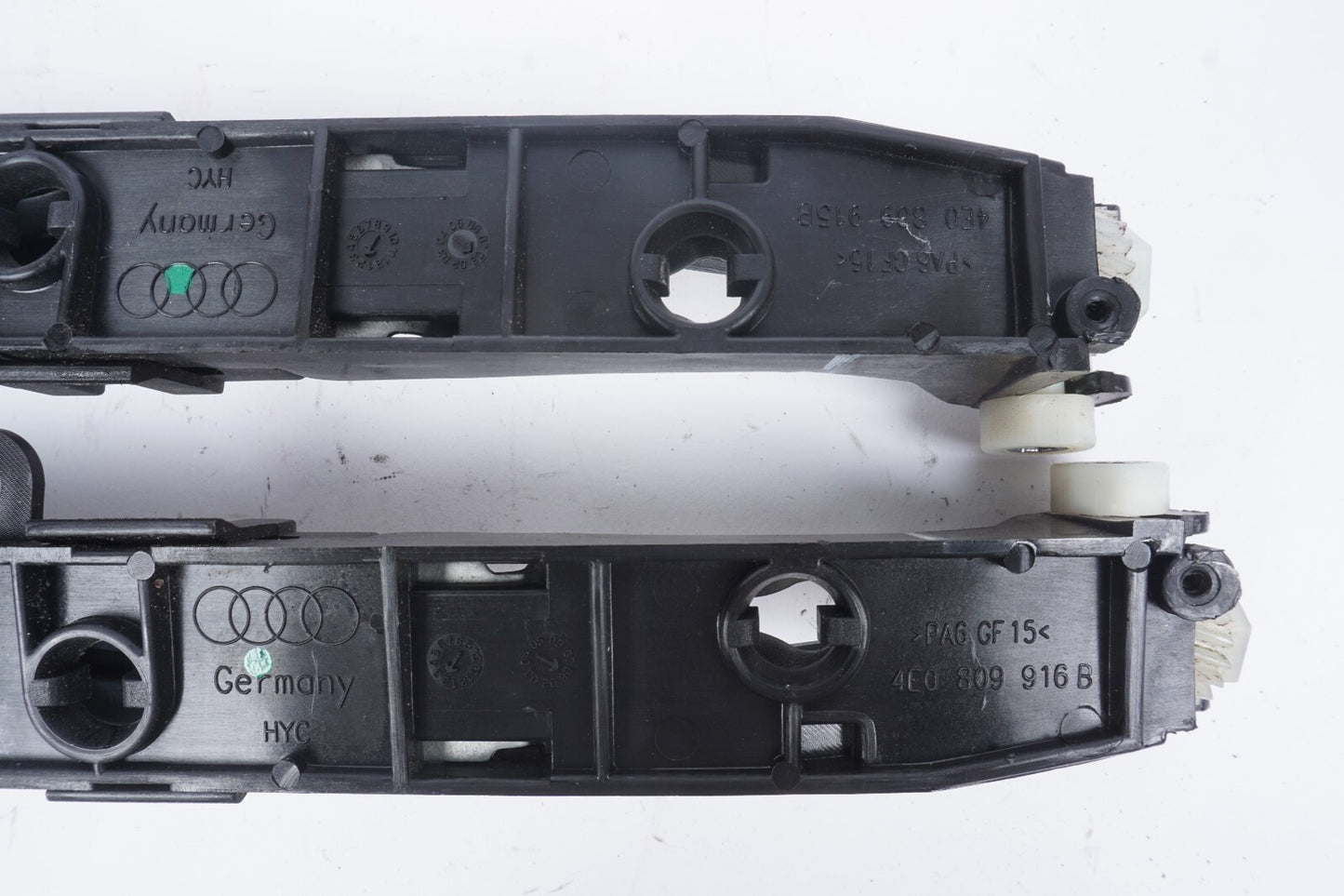 2004  - 2010 Audi A8 A8L Rear Bumper Bracket Support Left & Right OEM