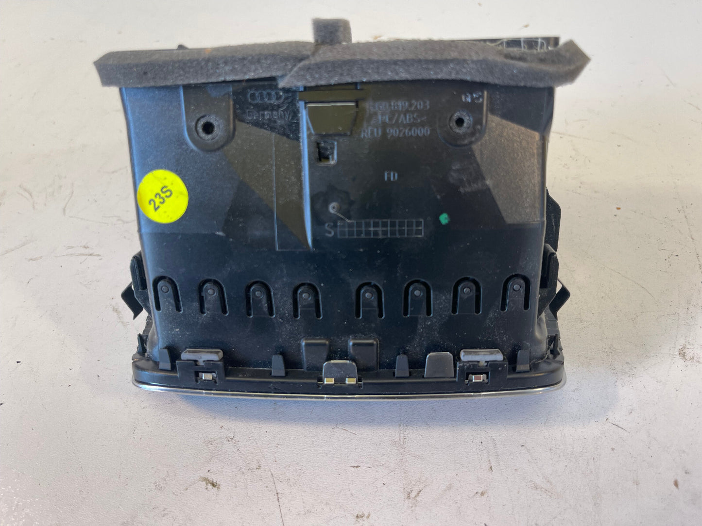 2012-2017 AUDI A6 A7 REAR CONSOLE HVAC AC AIR VENT 4G0819203 OEM