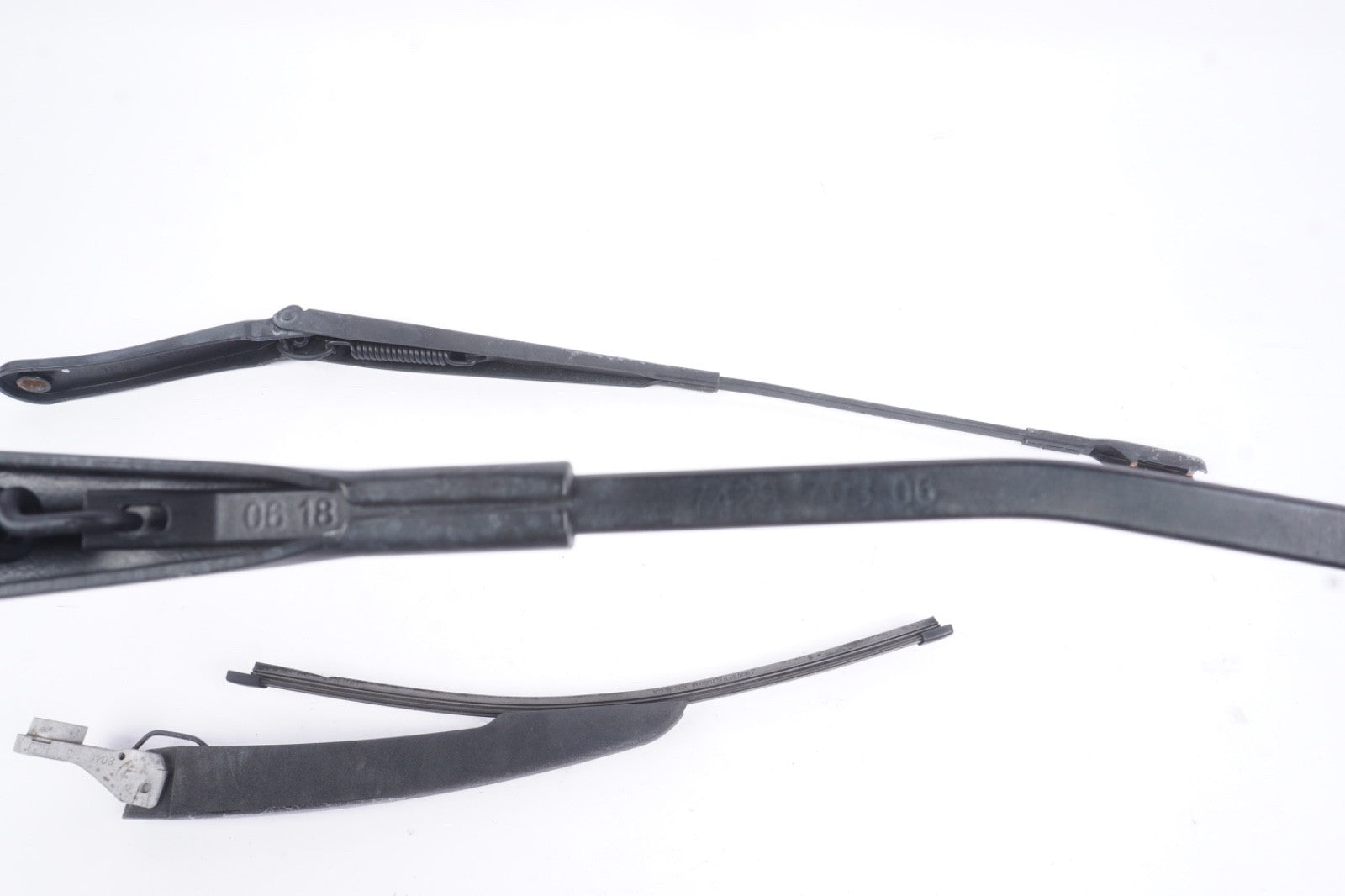 2018 - 2023 BMW X2 28I F39 - Right & Left Windshield Wiper ARM SET