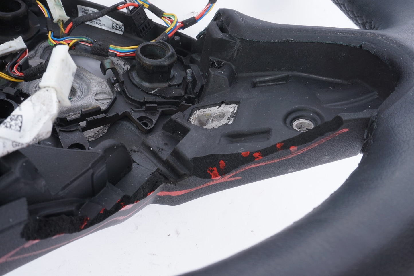 21 - 24 BMW 430I G22 Convertible Steering Wheel *Damaged* OEM