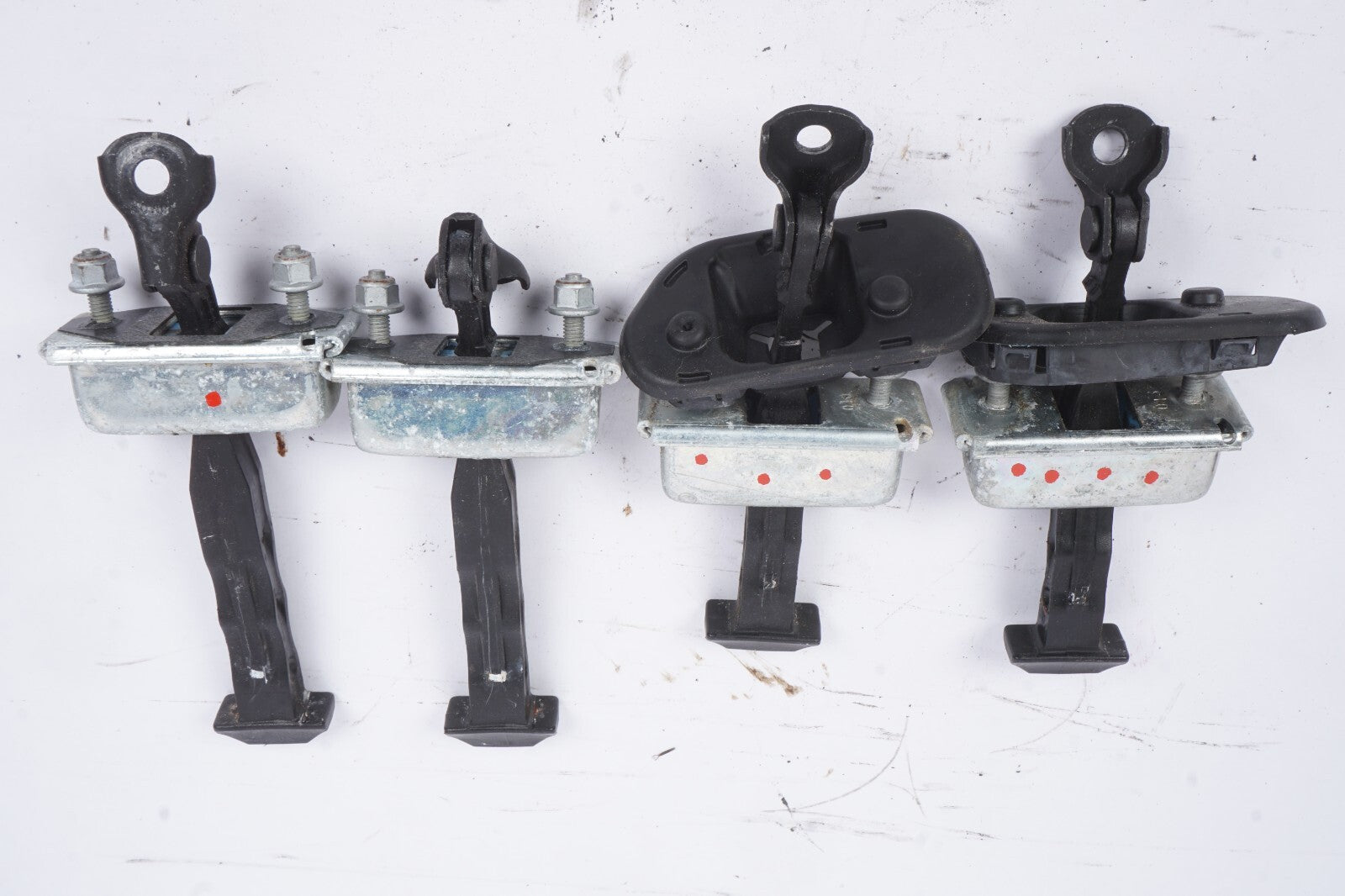 2012 - 2018 FORD FOCUS Door Check Strap Stopper Set Of 4 OEM