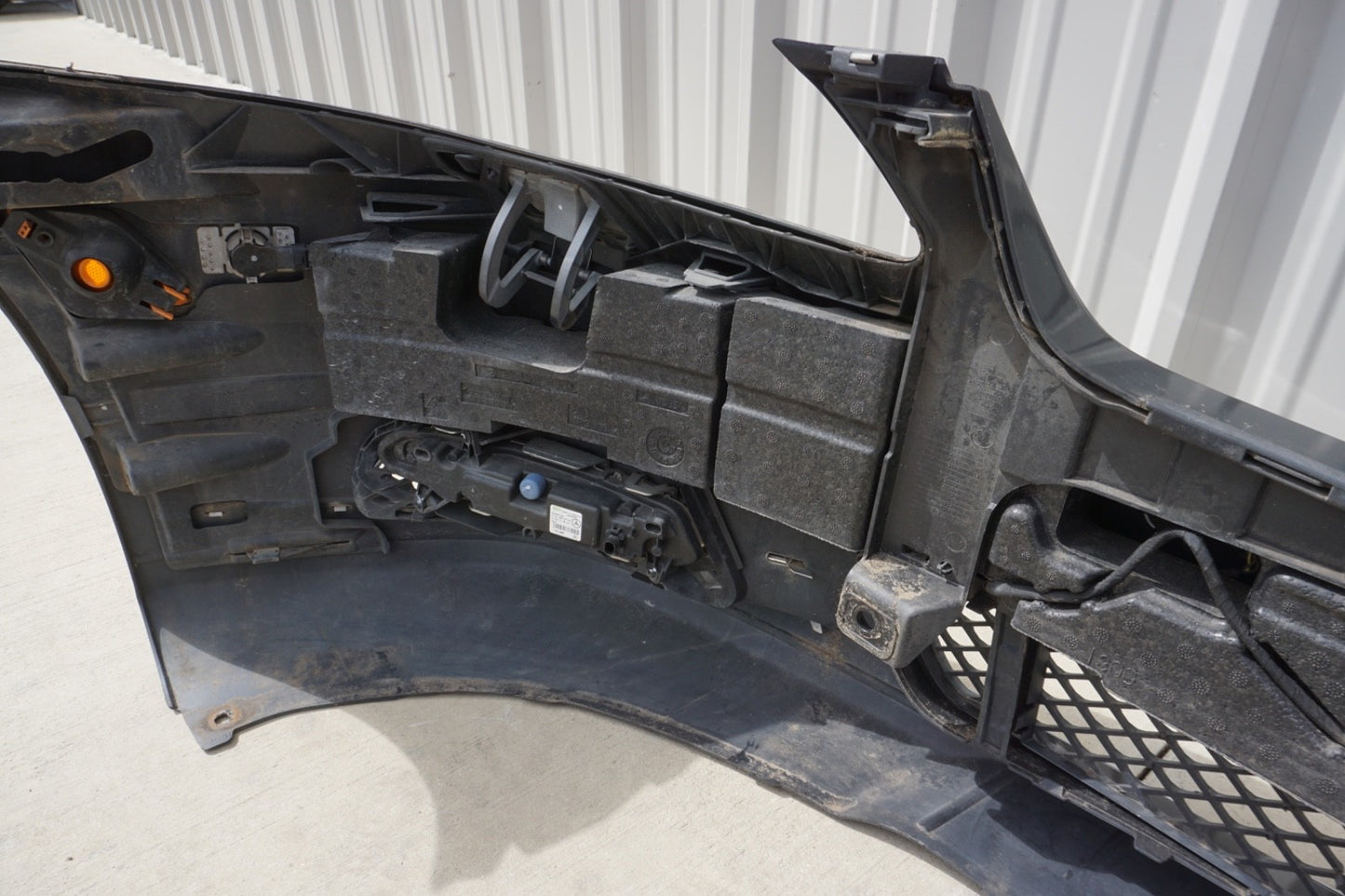 10-13 Mercedes W221 S400 Base Front Bumper Cover Assembly w/ Parking Sensors OEM