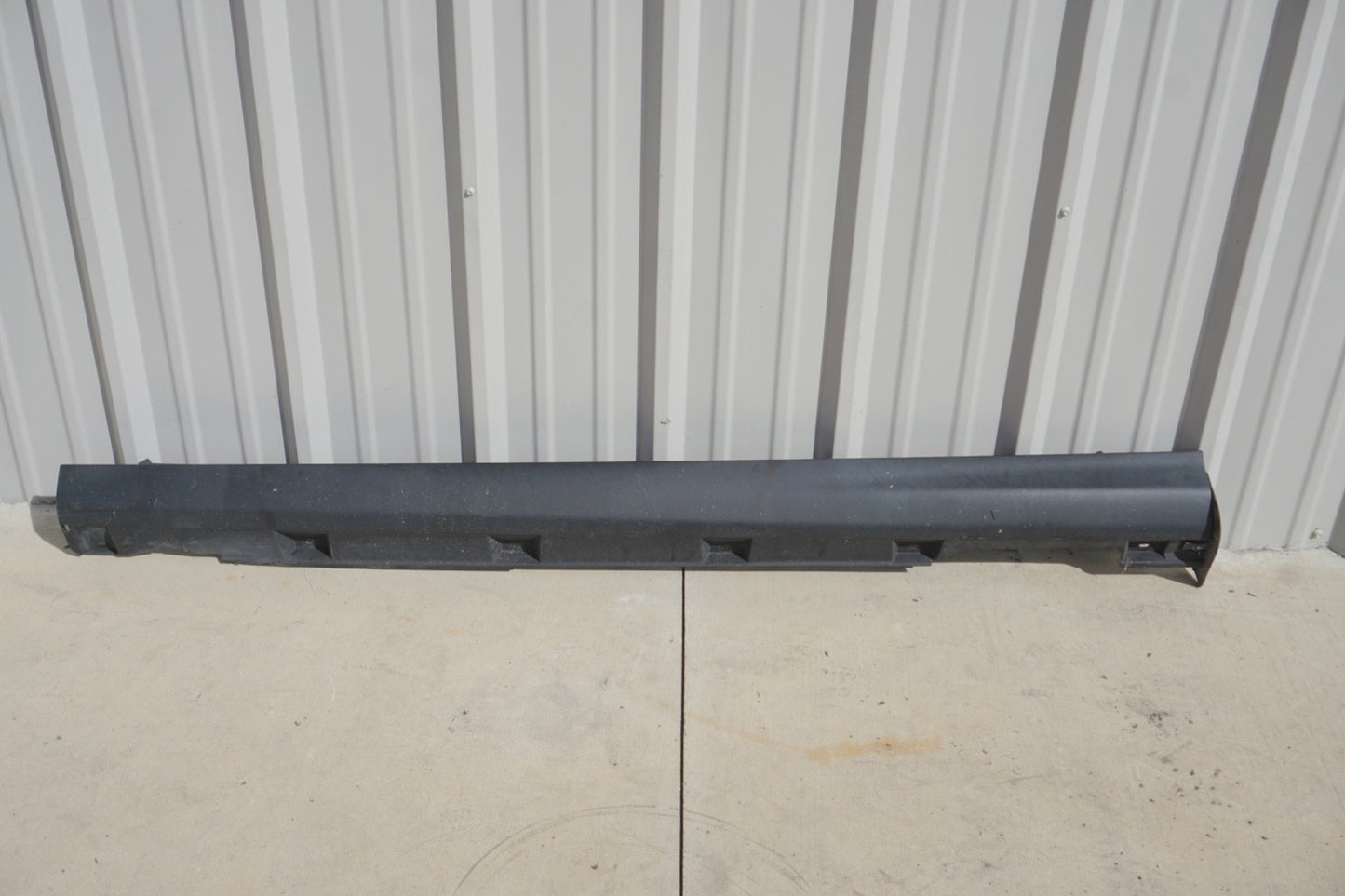 2012 - 2018 FORD FOCUS LEFT SIDE ROCKER MOLDING LOWER PANEL OEM BM51A10155AL