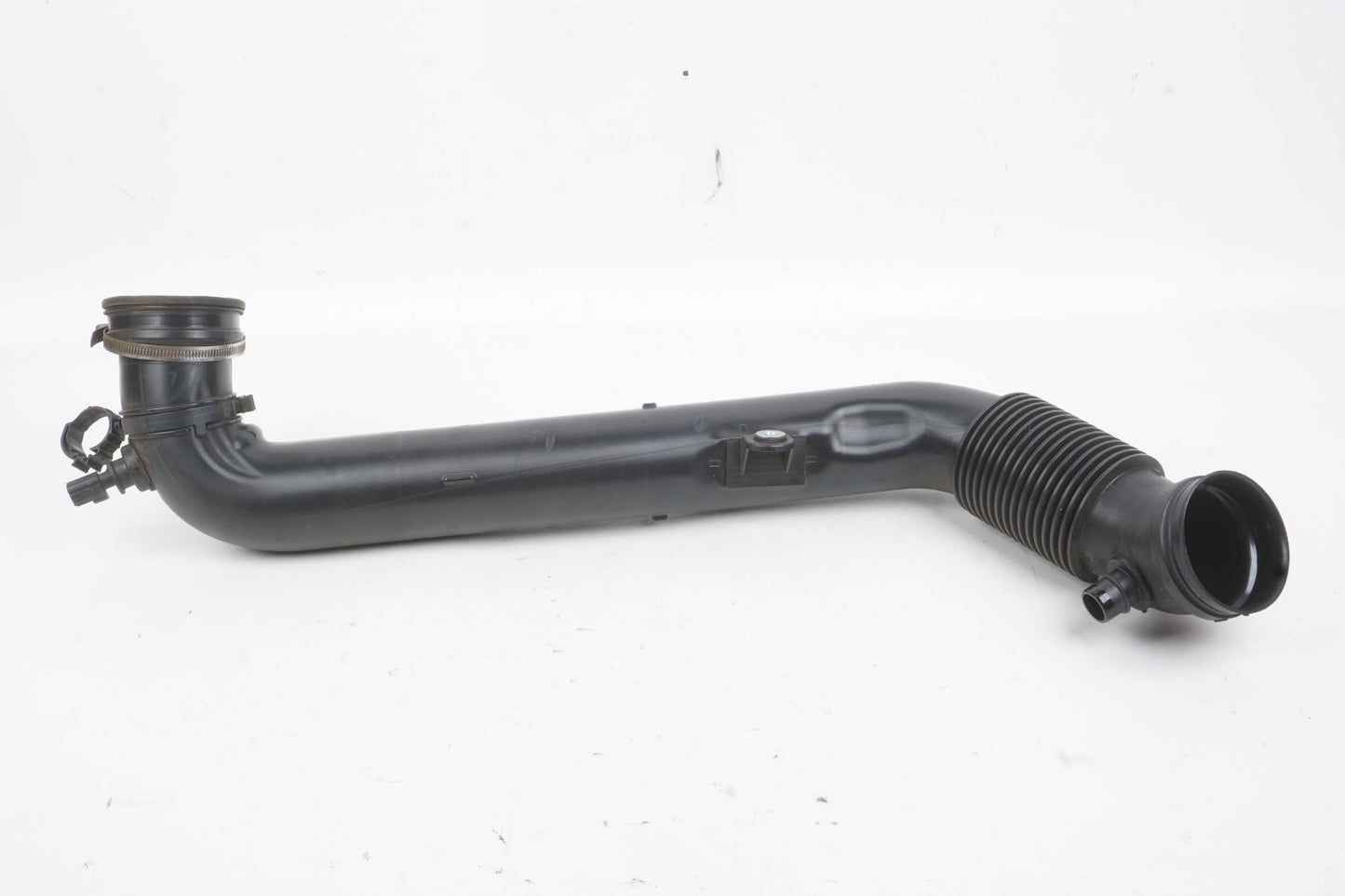 2015-2021 Jeep Renegade 2.4l Air Intake Duct Tube Pipe 52024326 OEM