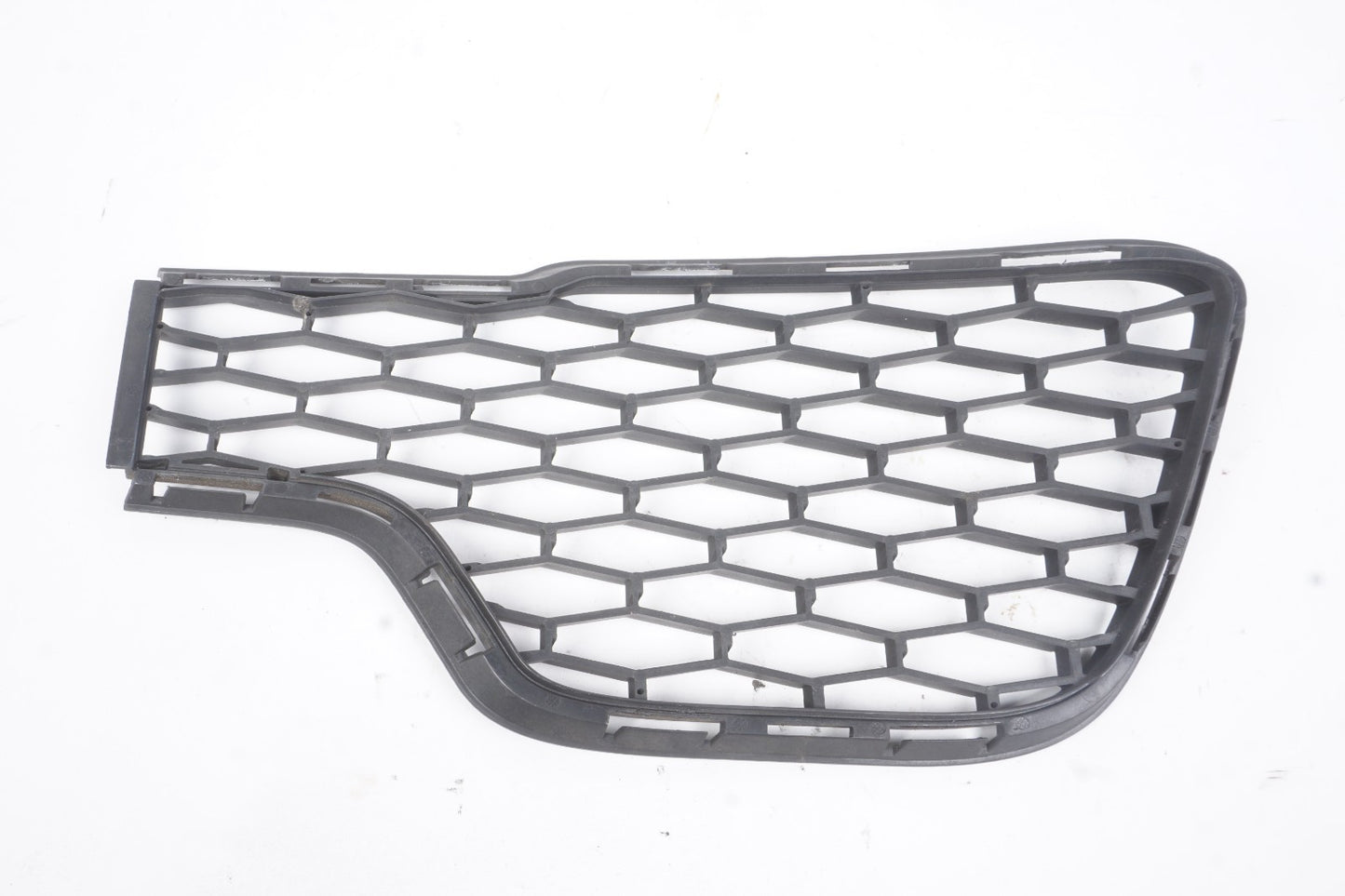 2014-2017 Maserati Ghibli M157 Front Left Driver Side Lower Grille OEM