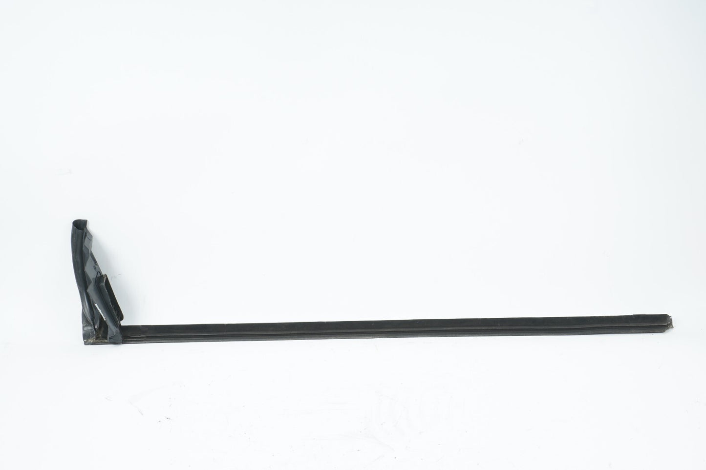 03 - 08 Mercedes R230 SL500 Front Right Passenger Door Window Belt Trim OEM