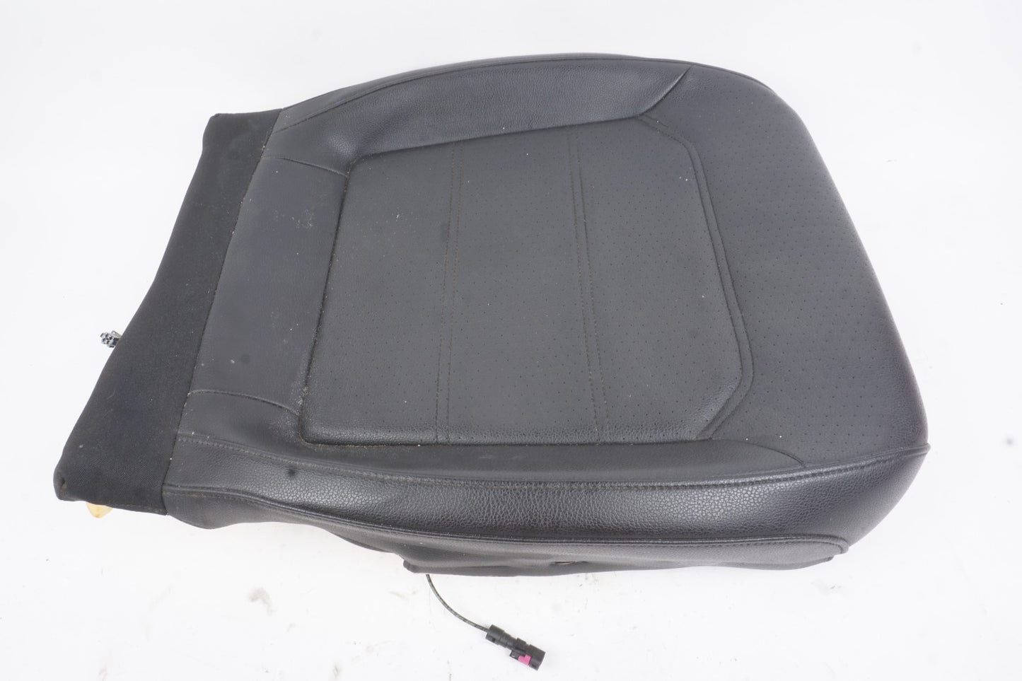 2012-2015 Volkswagen Passat Front Right Passenger Seat Cushion Bottom Lower OEM
