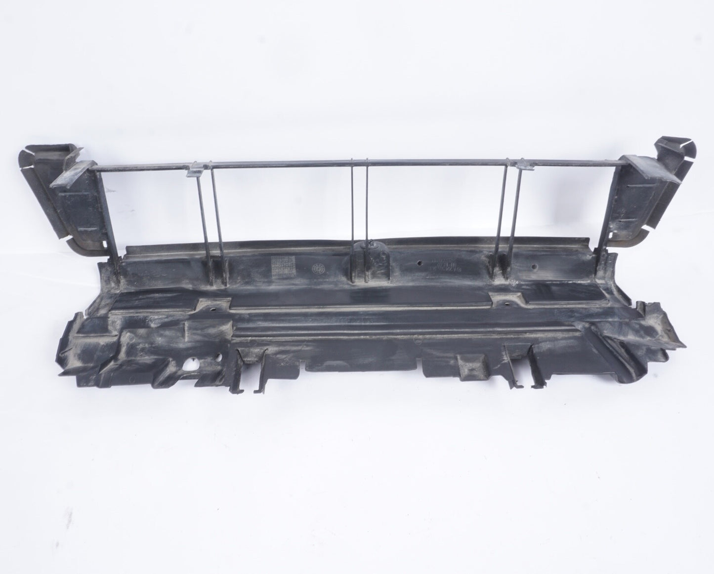 12-15 W204 MERCEDES C250 RADIATOR FAN SHROUD LOWER AIR DUCT BAFFLE