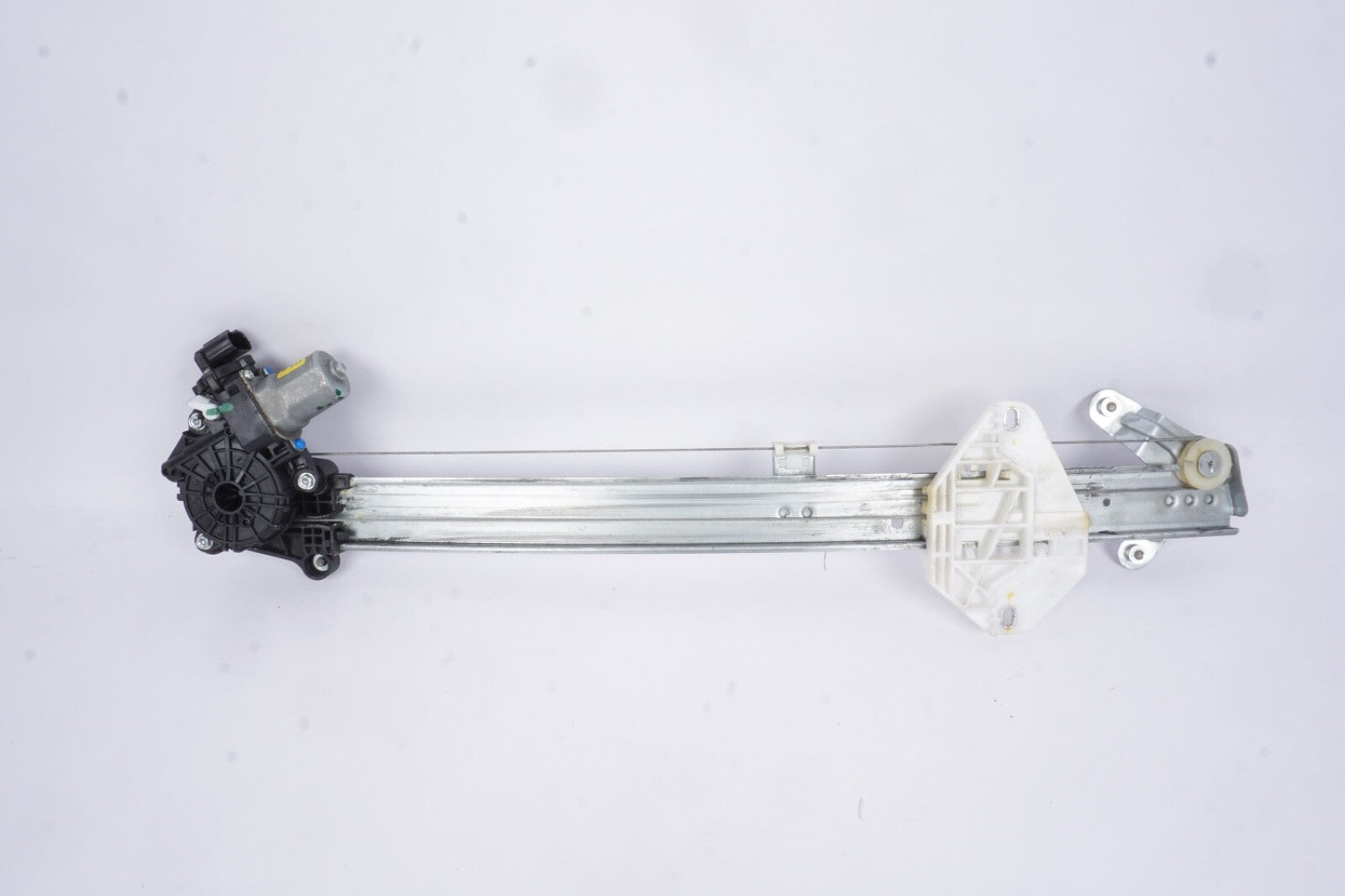 2018 - 2022 HONDA ODYSSEY FRONT LEFT SIDE DOOR WINDOW REGULATOR W/ MOTOR OEM