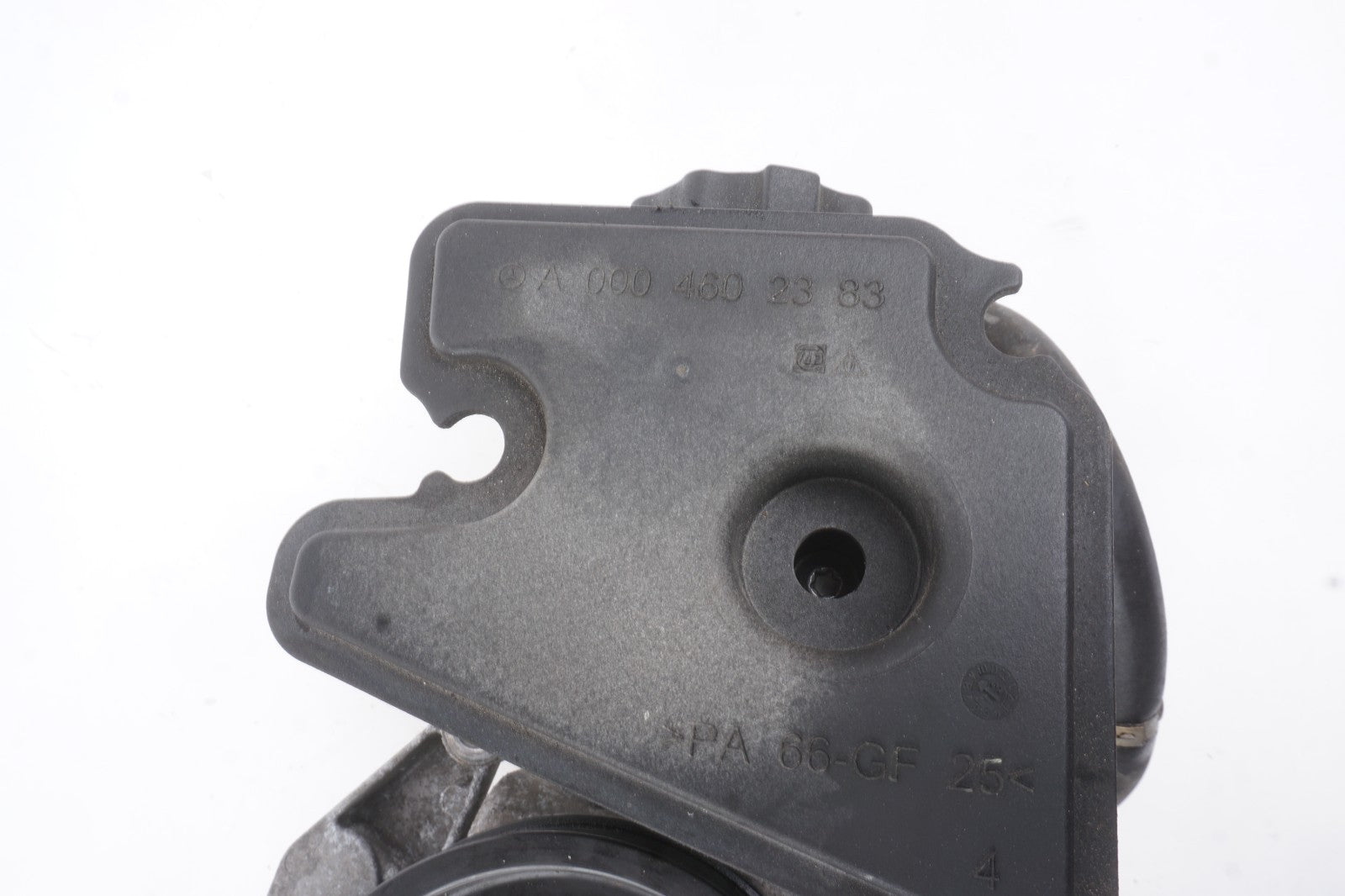 08-11 Mercedes W204 C300 Power Steering Pump Reservoir Assembly  OEM
