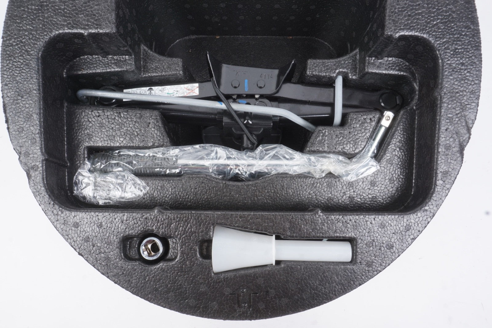 2014 - 2024 Maserati Quattroporte M156 Ghibli Emergency Spare Tire Jack Tool Kit